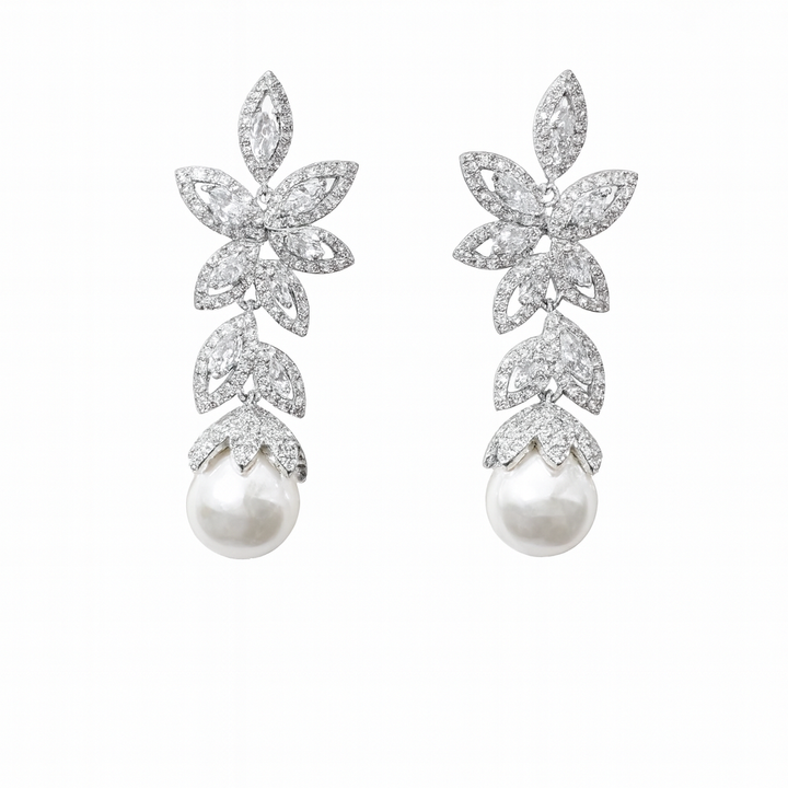 Silver-colored flower earrings with pearls and zirconias